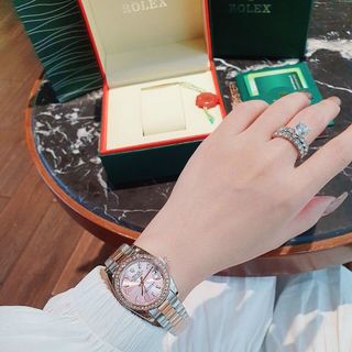 ĐỒNG HỒ ROLLEX NỮ VIỀN HỘT HOT