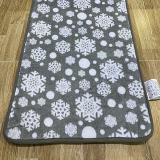 Thảm lông xuất Nhật 40x60cm, chùi chân, để phòng tắm, nhà bếp, trang trí nhà cửa, họa tiết bông tuyết [XÁM]-có thể lót cho pet nằm