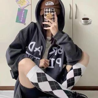 Áo khoác logo in brad pitt form dưới 70kg đẹp