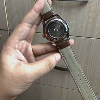 ĐỒNG HỒ TlSSOT DA NÂU CƠ TRUNG CẤP SALE