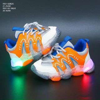 Giày thể thao trẻ em cá tính đế đèn led F051