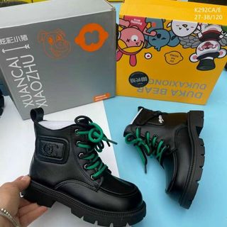 Giày boots trẻ em đen buộc dây sành điệu K292