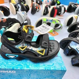 Sandal trẻ em quai dán đế cao su êm chân K282