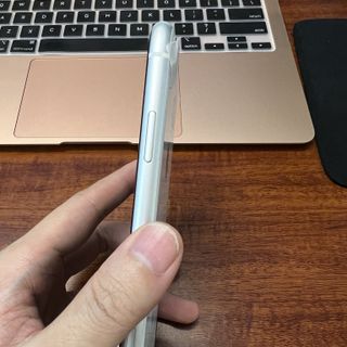 iPhone XR 64gb trắng đẹp pin tốt Bảo Hành 12 Tháng 1 đổi 1