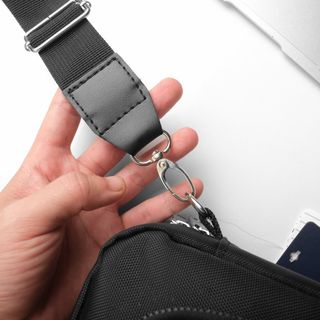 Túi đeo chéo cao cấp nam, Túi xách nam, Chất liệu vải Korea dày dặn - Khoá xịn bao hỏng - Logo kim loại cty , có túi nhỏ size | 25cm x 15cm x 6cm
