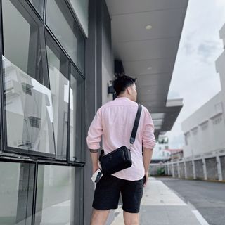 Túi đeo chéo cao cấp nam, Túi xách nam, Chất liệu vải Korea dày dặn - Khoá xịn bao hỏng - Logo kim loại cty , có túi nhỏ size | 25cm x 15cm x 6cm