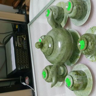 Bộ ấm trà làm bằng đá serpentin nguyên khối