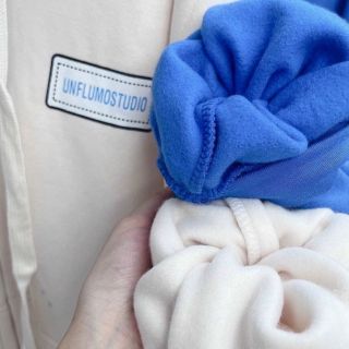 Áo khoác chống logo unflumostudio form đẹp