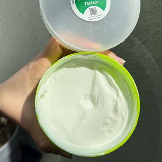 Kem tẩy mạnh thái lan