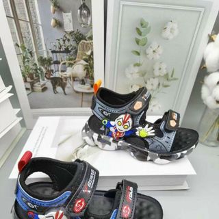 sandal trẻ em họa tiết siêu nhân đẹp K297