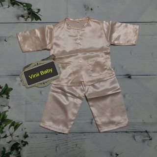 Bà ba bé gái và bé trai đều mặc được vải phi lụa