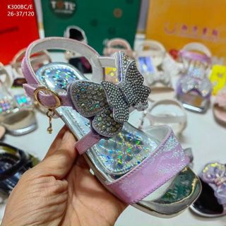 Sandal trẻ em kiểu dáng công chúa K300