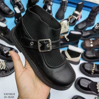 Giày boots trẻ em chất da mềm cổ chun co giãn thoải mái K301