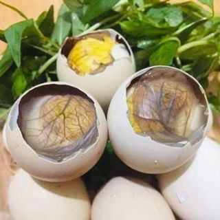 Trứng gà ta/gà ri (trứng lạt, trứng lộn, trứng vữa nước) giá sỉ