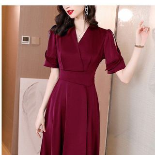ĐẦM XÒE CỔ V TAY CÁCH ĐIỆU - DT1690