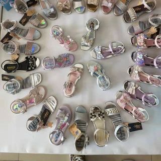 Sandal bé gái kiểu dáng công chúa xinh xắn K339