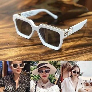 Kính mắt thiết kế sang trọng