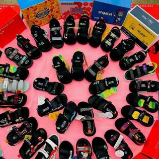 Sandal bé trai kiểu dáng cá tính K349