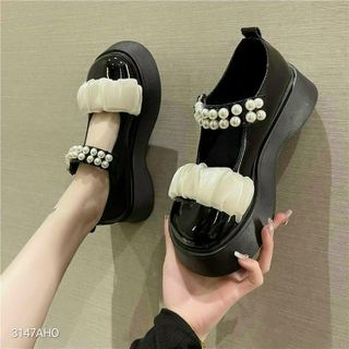 búp bê dây ngọc