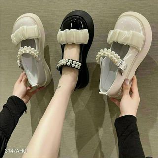 búp bê dây ngọc