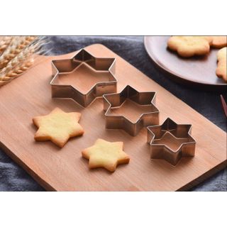 Bộ 4 mẫu khuôn inox nhấn bánh qui (12 cái)