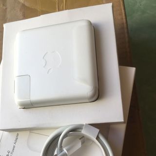 Củ sạc 96w type c ( macbook pro 16' )