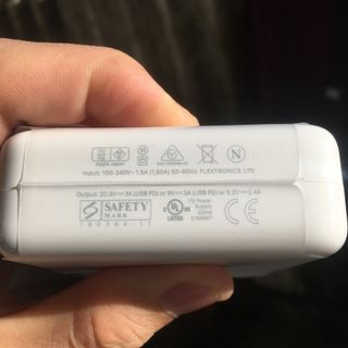 Củ sạc 61w type c (macbook pro)