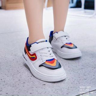 Giày thể thao trẻ em chất da mềm W033
