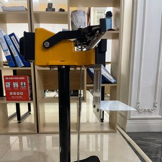 máy hàn miêng túi dập chân mới