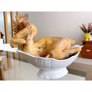 BÁT THUYỀN DỰNG GÀ