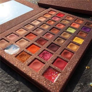 Bảng Phấn Mắt Dikalu 40 Ô Soft Eye Shadow