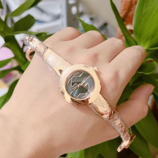 Đồng hồ kiền guccci mới đẹp