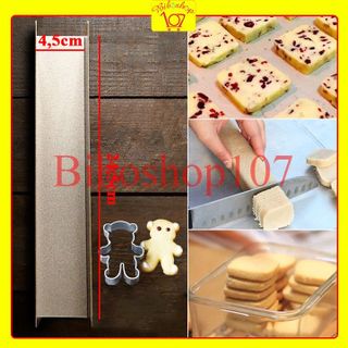 Khuôn làm bánh qui chữ U chống dính 24.5cm (cookies shaper)