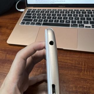 Henryshop- Mobiistar Zumbo J2 màu vàng zin 97% bảo hành 12 tháng 1 đổi 1 giá sỉ