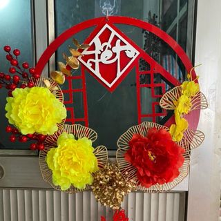 Vòng treo trang trí Tết.