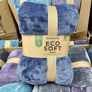Mền Lông C.ừ.u B.E.R.KSHIRE LIFE ECO SOFT