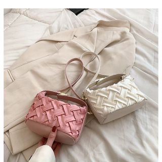 Túi đeo chéo đeo vai nữ mới Phong cách Hàn Quốc túi dệt xếp ly lưới màu hồng dễ thương, túi đeo vai vuông T2022-2 giá sỉ