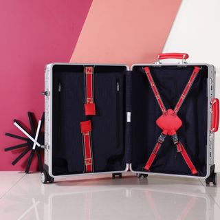VALI ĐÚC NHÔM NGUYÊN KHỐI MAGIE VIP 1-1