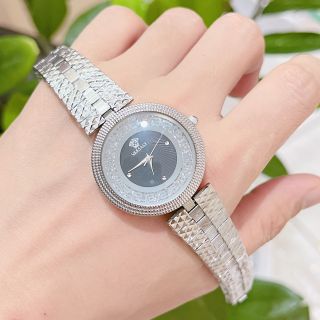 Đồng hồ nữ vs mới