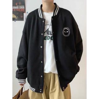 Áo khoác bomber nỉ nút logo form dưới 70kg