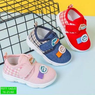 Giày trẻ em chất vải đẹp F077