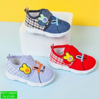 Giày trẻ em chất vải đẹp họa tiết thỏ F077