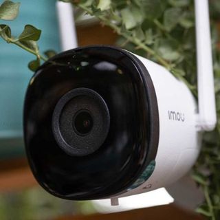 Camera IP Imou Bullet 2C ngoài trời IPC-F42P-D 4MP