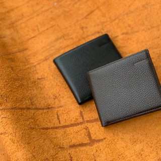 Ví Da Miu Cross Lên Thêm 2 Màu Mới