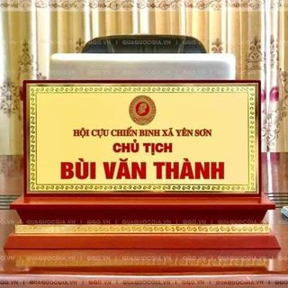 Sản xuất bảng tên chức danh, làm bảng tên chức vụ, nơi cung cấp biển tên gỗ đồng