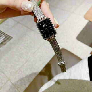 ĐỒNG HỒ LƯỚI CHỮ NHẬT NỮ HOT HOT