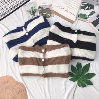Áo kiểu hàng Qc phối cổ lá ren