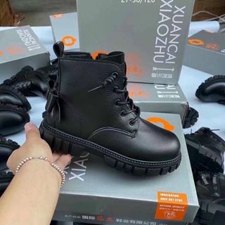 Giày boots trẻ em màu đen buộc dây đẹp K503