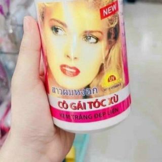 KEM CÔ GÁI TÓC XÙ