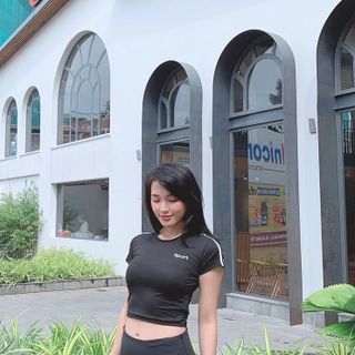 Croptop Nữ Áo Thun Nam Chuẩn Thể Thao Siêu Đẹp Giá Sỉ, Hàng Đẹp